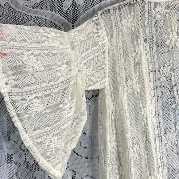 🍎Francesca’s - Ivory Swim Coverup - Picture 7 of 7